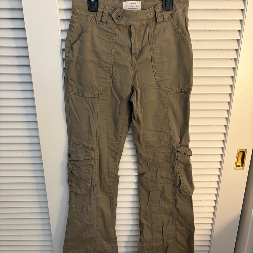Women’s Cargo Pants in Green